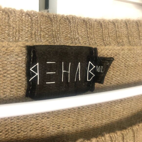 Rehab tie sleeves tan crop sweater 0131 - Picture 4 of 6